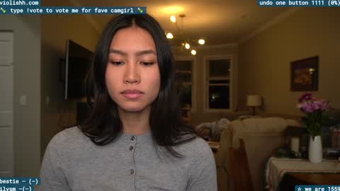 follow me on twitter violishh and ig violishh  online show from 01/04/25, 12:59