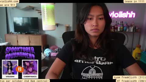 follow me on twitter violishh and ig violishh  online show from 10/01/25, 06:25