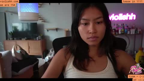 follow me on twitter violishh and ig violishh  online show from 10/28/25, 06:21