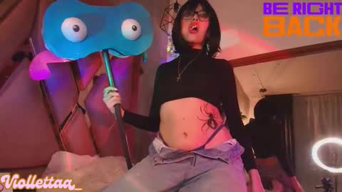 Violetta online show from 09/27/25, 06:57