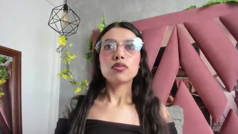 Violetta online show from 01/15/26, 07:39