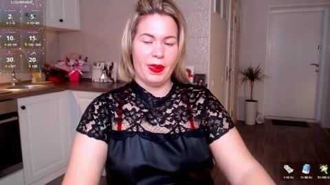 Snapshot of vip_juicy chatting on 02/06/25, 08:39 VelvettTime online show from 02/06/25, 08:39