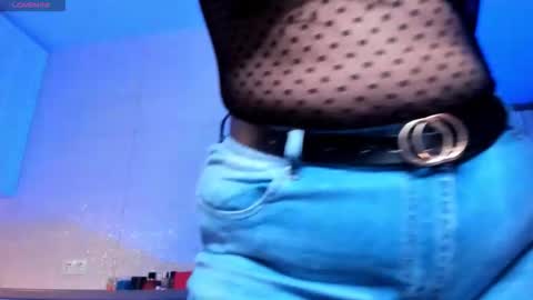 Snapshot of vip_juicy chatting on 10/15/25, 05:57 VelvettTime online show from 10/15/25, 05:57