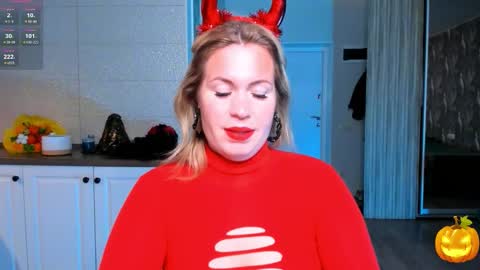 Snapshot of vip_juicy chatting on 11/01/25, 08:16 VelvettTime online show from 11/01/25, 08:16