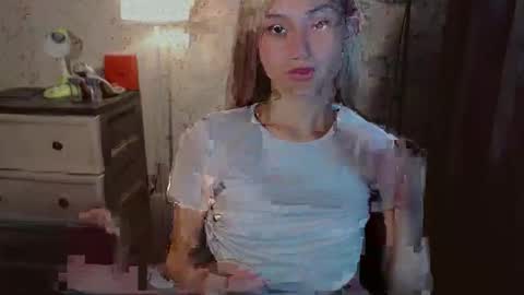 Snapshot of virgenpearl chatting on 11/15/25, 03:26 Pearl online show from 11/15/25, 03:26