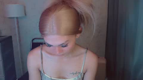 Pearl online show from 02/14/26, 02:30