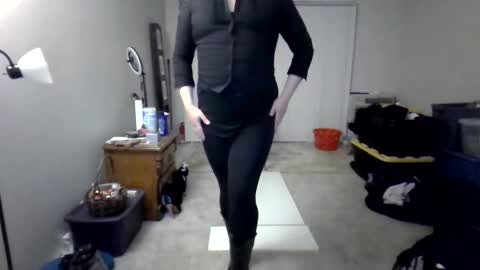 Snapshot of virgorian_enigma chatting on 03/09/25, 05:11 priscilla online show from 03/09/25, 05:11