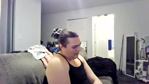 Snapshot of virgorian_enigma chatting on 10/03/25, 02:30 priscilla online show from 10/03/25, 02:30