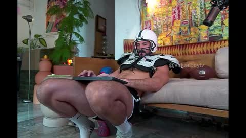 Snapshot of virtualboytvtv chatting on 03/11/25, 07:03 GARY - Help me reach 300 likes - - My Telegram - online show from 03/11/25, 07:03