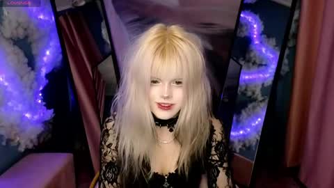 Vita online show from 04/12/26, 03:17