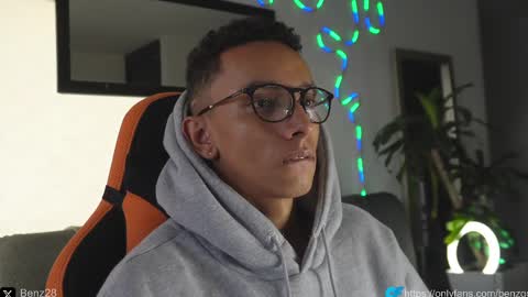 VITO BENZ online show from 02/21/25, 10:37