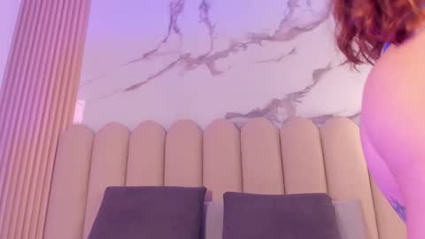 Snapshot of vittoria__rossi chatting on 12/21/25, 02:02 Vttoria online show from 12/21/25, 02:02