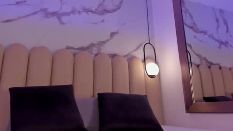 Snapshot of vittoria__rossi chatting on 01/12/26, 01:49 Vttoria online show from 01/12/26, 01:49