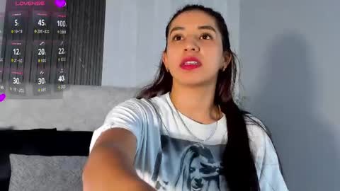 Snapshot of vittoria_conti_ chatting on 07/06/26, 05:59 vittoria online show from 07/06/26, 05:59