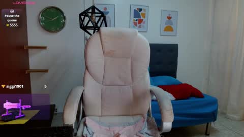 VITTORIA  online show from 02/13/25, 01:37