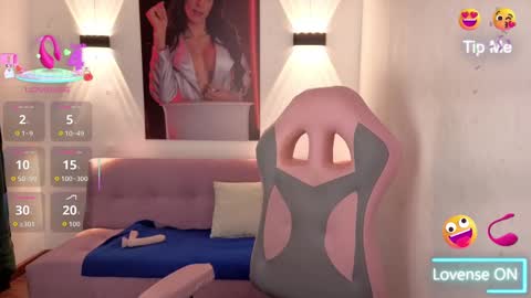 VITTORIA  online show from 09/10/25, 08:14