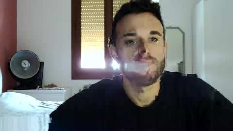 Snapshot of vittorio20cm chatting on 02/07/25, 01:22 vittorio20cm online show from 02/07/25, 01:22