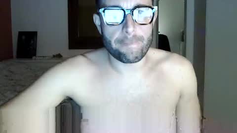 Snapshot of vittorio20cm chatting on 03/07/25, 07:27 vittorio20cm online show from 03/07/25, 07:27