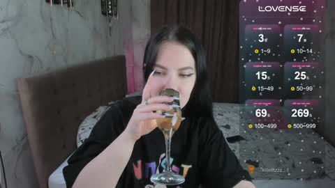 Vivi   online show from 01/13/25, 06:49