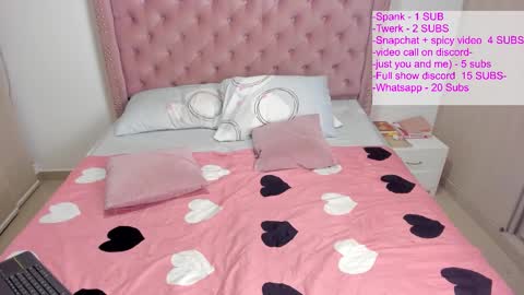 vivi cooper online show from 02/07/25, 05:10