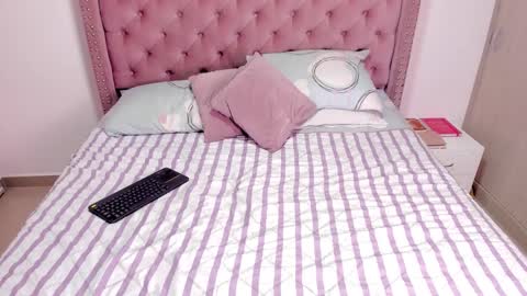 vivi cooper online show from 02/14/25, 09:43