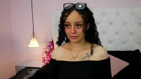 Vivi online show from 09/27/25, 04:06