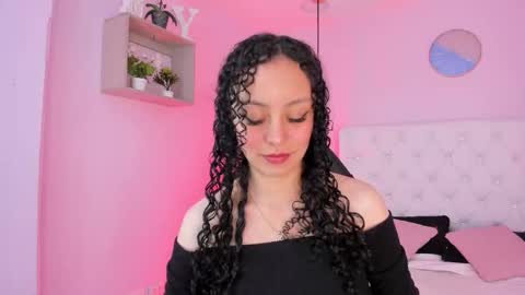 Vivi online show from 10/29/25, 03:42