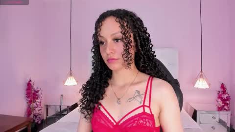 Vivi online show from 12/21/25, 03:57