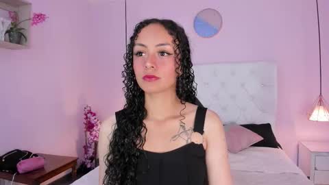 Vivi online show from 02/25/26, 04:00