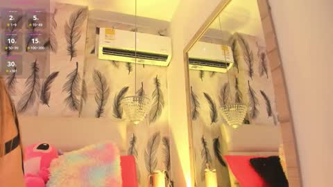 Snapshot of vivi_prinncess chatting on 10/01/25, 12:16 Viviana online show from 10/01/25, 12:16