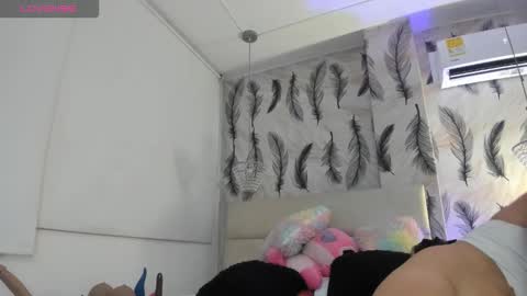 Snapshot of vivi_prinncess chatting on 10/14/25, 11:05 Viviana online show from 10/14/25, 11:05