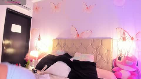 Viviana  online show from 03/22/26, 09:40