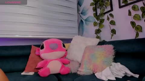 Snapshot of vivi_prinncess chatting on 05/02/26, 12:59 Viviana online show from 05/02/26, 12:59