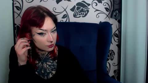 Snapshot of viviadarc chatting on 11/28/25, 06:32 ViviaDarc online show from 11/28/25, 06:32