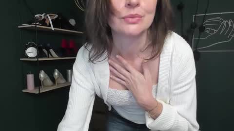 Vivian online show from 09/26/25, 07:01