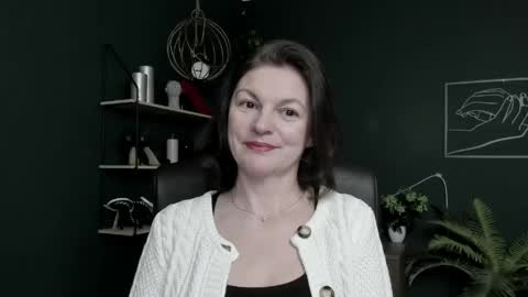 Vivian online show from 04/30/26, 06:42