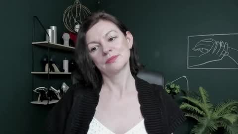 Vivian online show from 05/15/26, 06:31