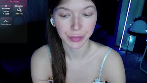 Vivian Evans online show from 01/08/25, 07:03