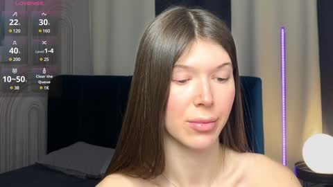 Vivian Evans online show from 02/03/25, 07:18