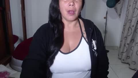 vivian_milf_paint online show from 02/26/26, 02:10