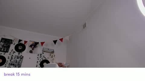 vivian_qwerty online show from 02/06/25, 07:45