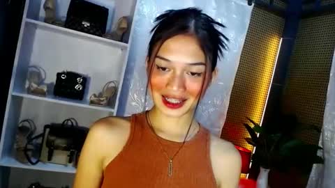 Vivian online show from 01/06/25, 08:07