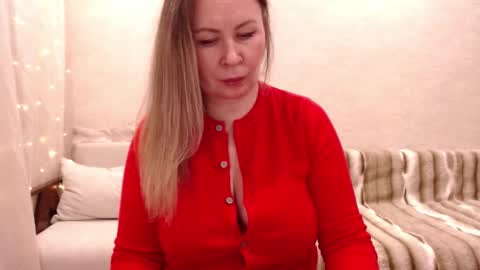 Vivian online show from 03/12/26, 04:57