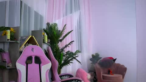 Vivi online show from 02/24/25, 01:13