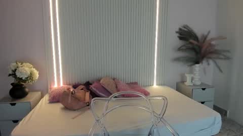 vivianowen9 online show from 02/27/26, 11:54