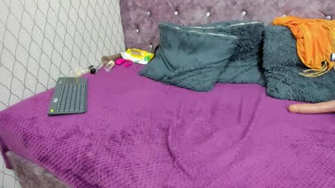 VivianRose online show from 02/23/25, 06:28