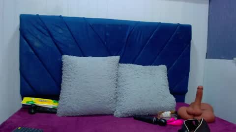 VivianRose online show from 10/29/25, 03:20