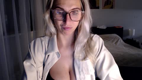 VI       online show from 12/17/24, 05:15