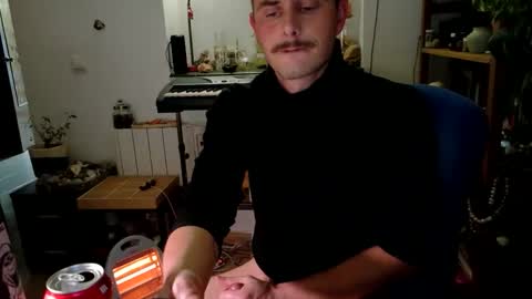 Viv online show from 12/04/25, 07:22