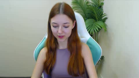 Vivien online show from 12/04/24, 10:08